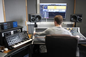 6 Tips For Mastering Your Music featured image