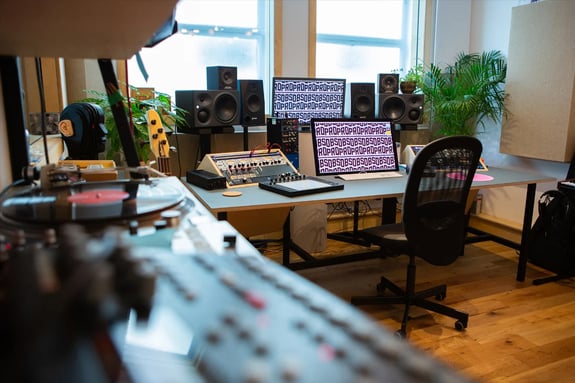 The creative audio company on your campus – Get to know dBs Pro featured image